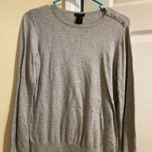 // Ann Taylor \\ Sweater